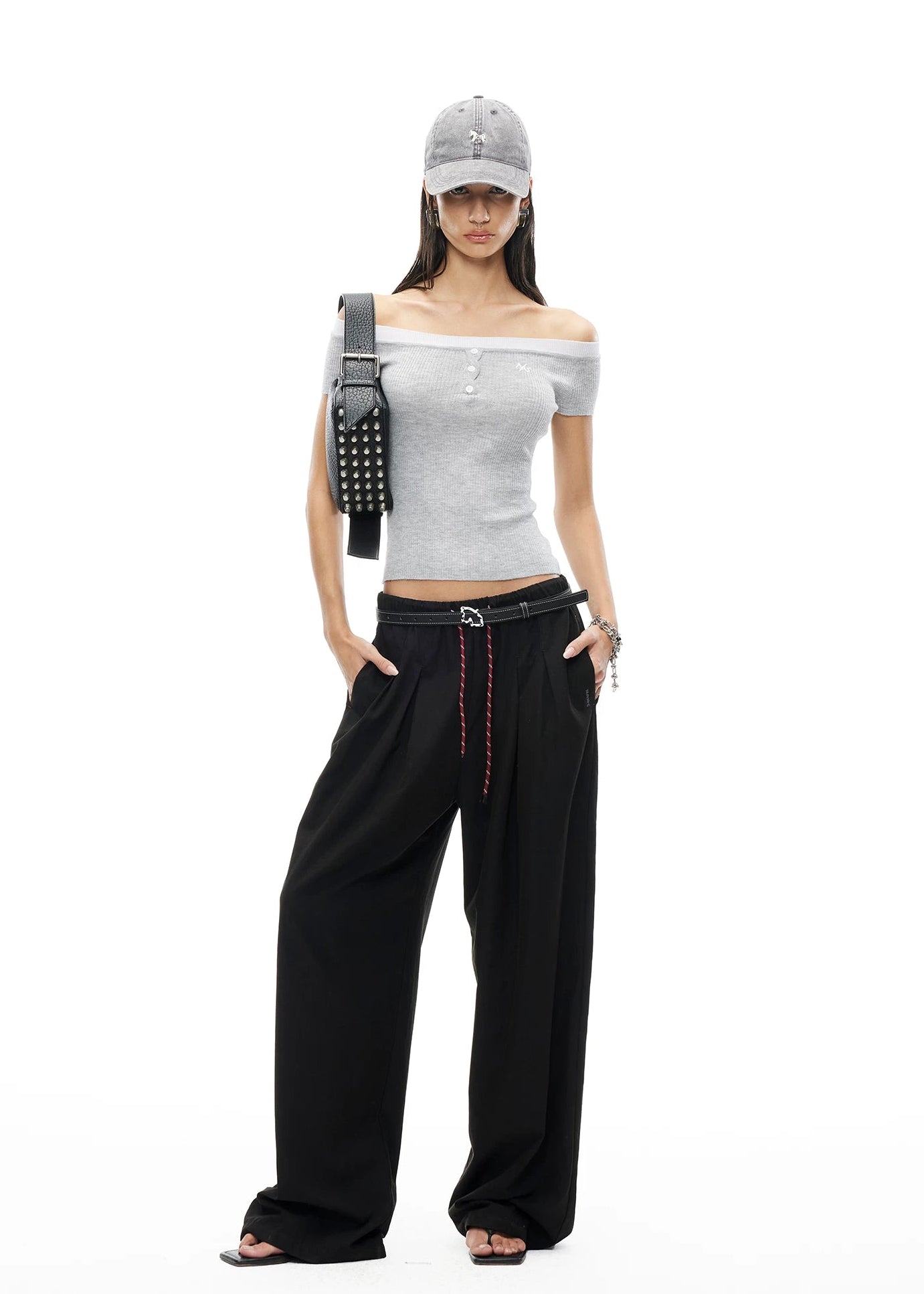 Versailles Off-Shoulder Tee