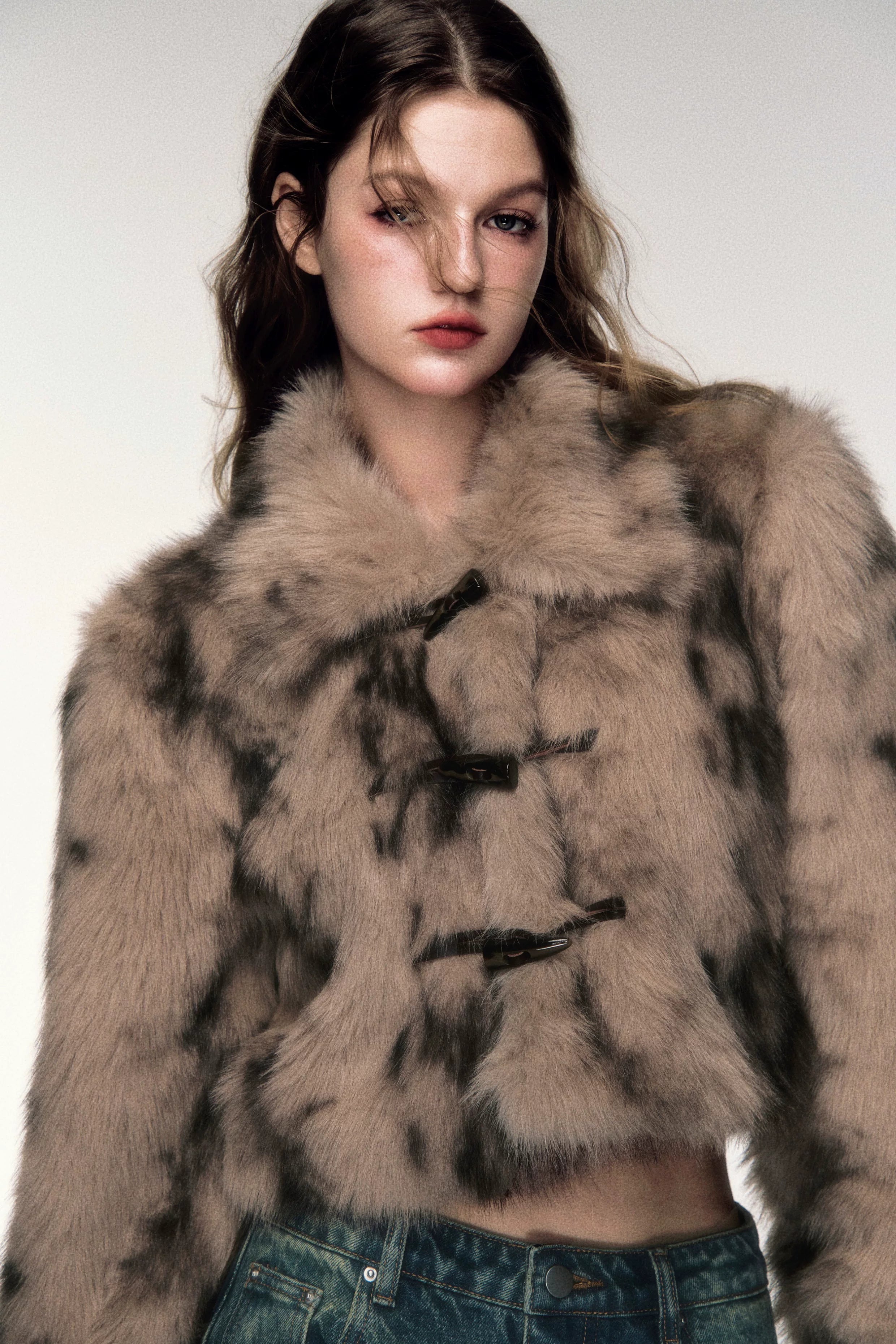 Sweet-Cool Leopard Faux Fur Cropped Jacket