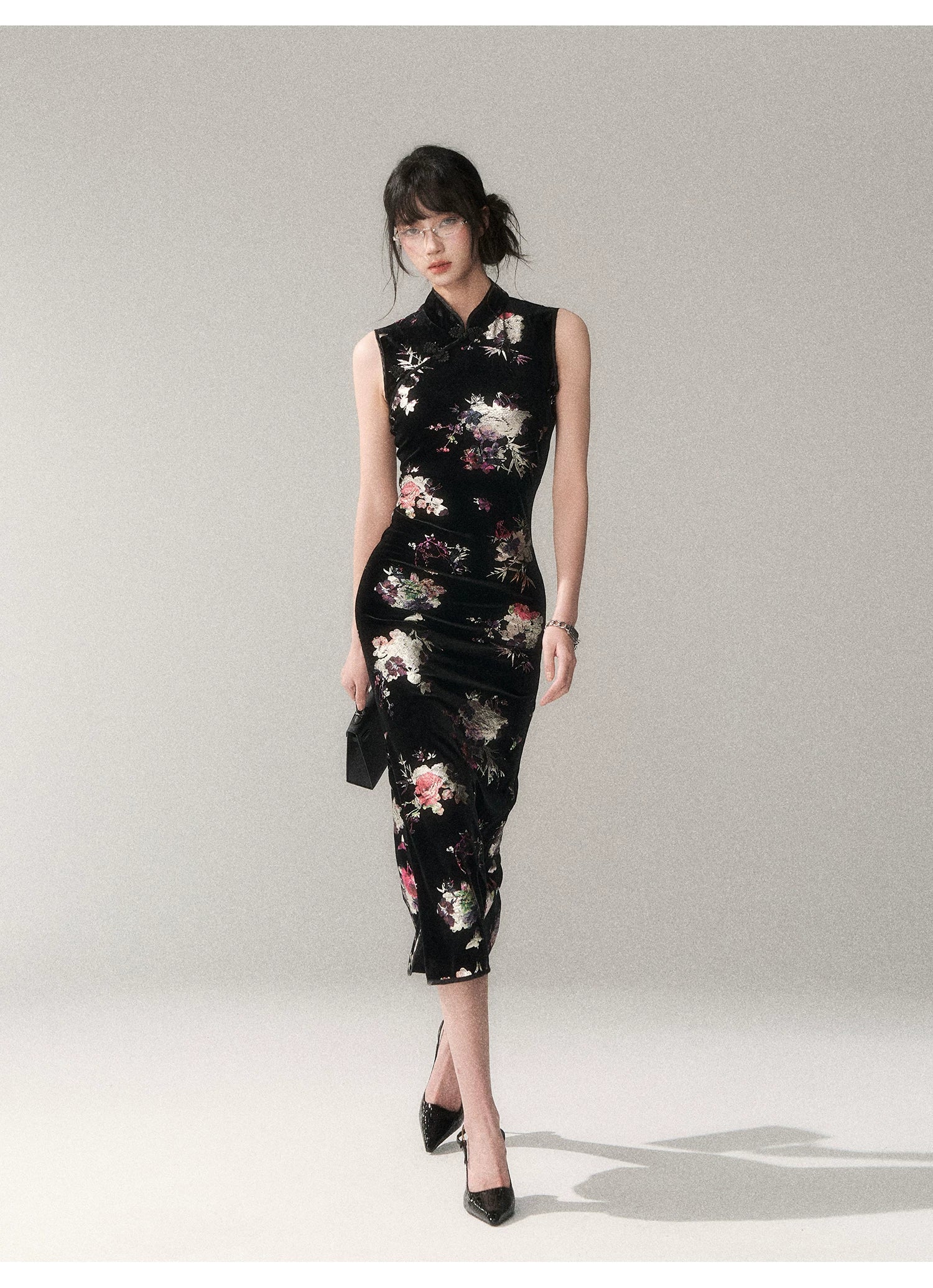 Gilded Velvet Floral Cheongsam Dress