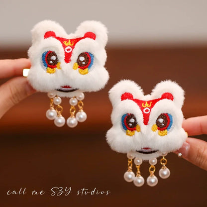 Dragon Year Lion Dance Tassel Hair Clip