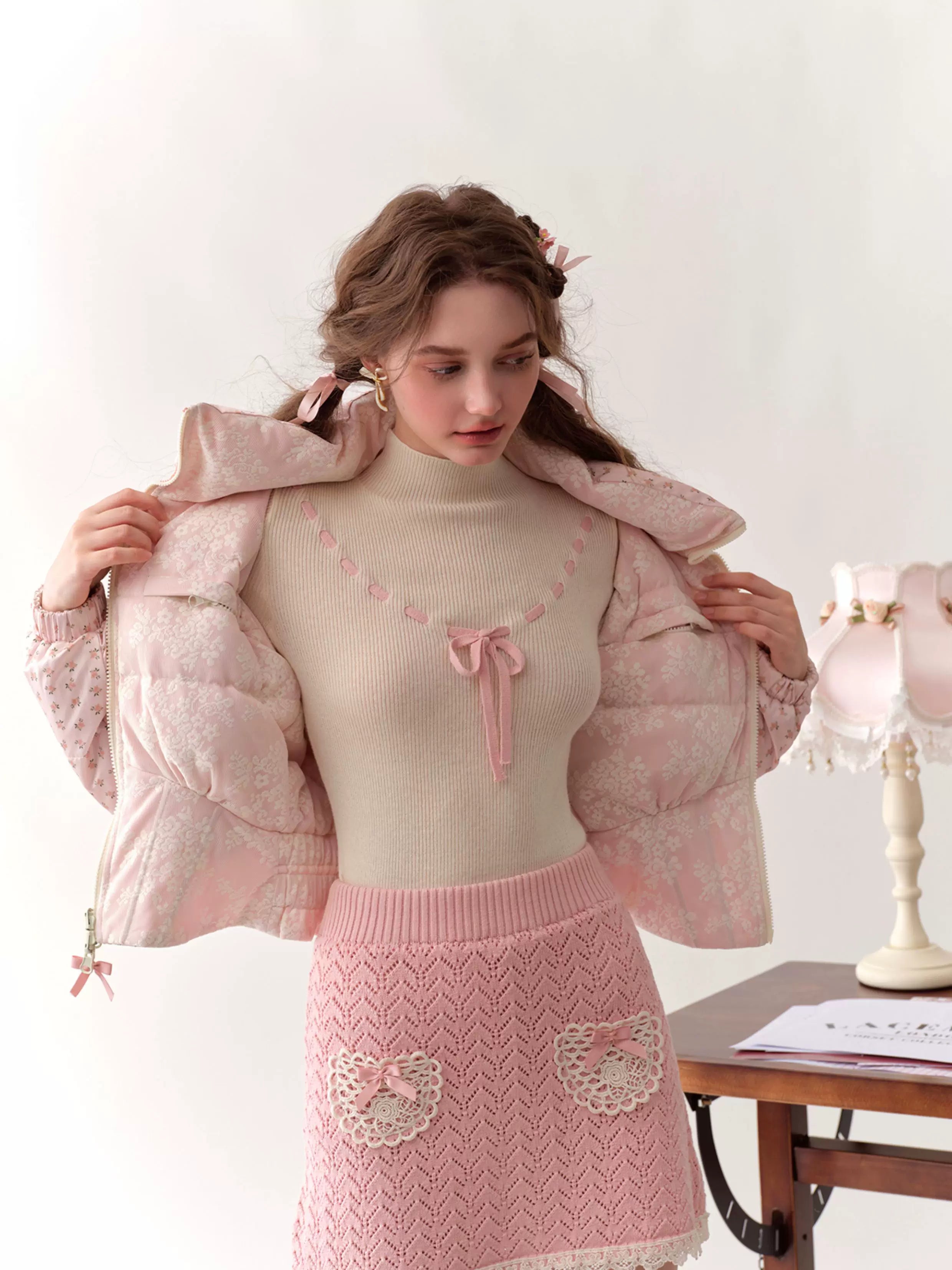 Berry Donut Reversible Cropped Down Jacket