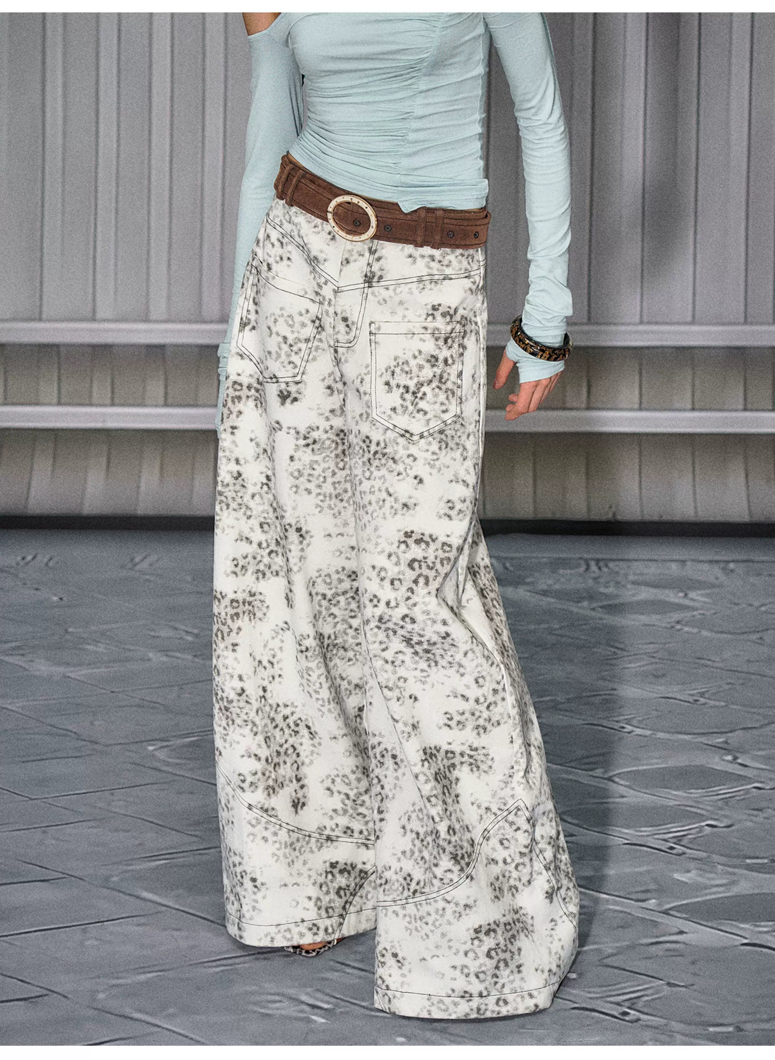 Vintage Leopard-Print Cotton Wide-Leg Jeans