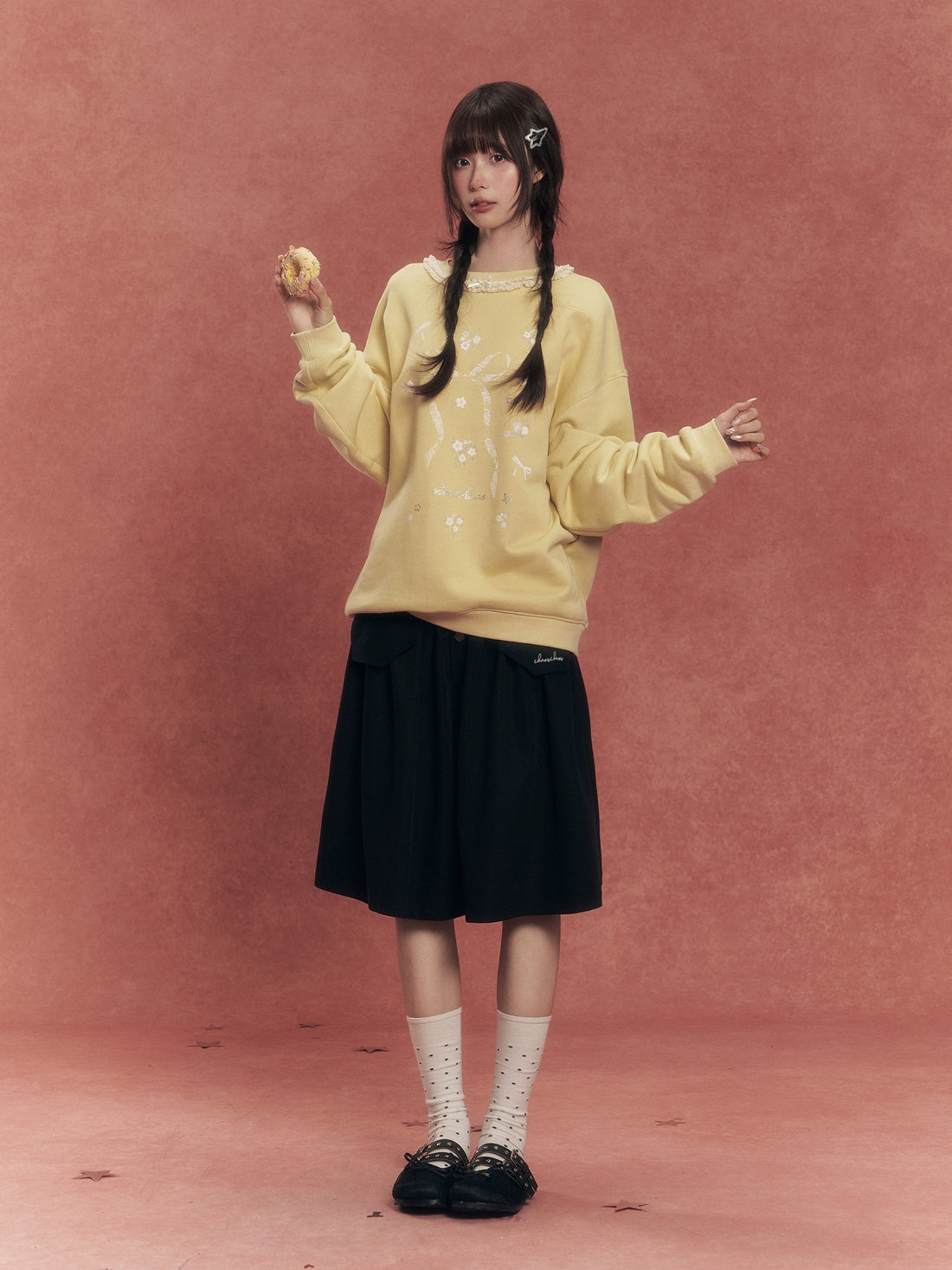 Vintage Lace-Trim Loose Sweatshirt