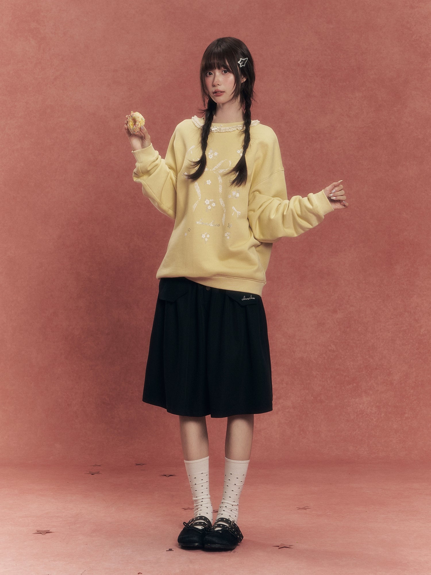 Vintage Lace-Trim Loose Sweatshirt