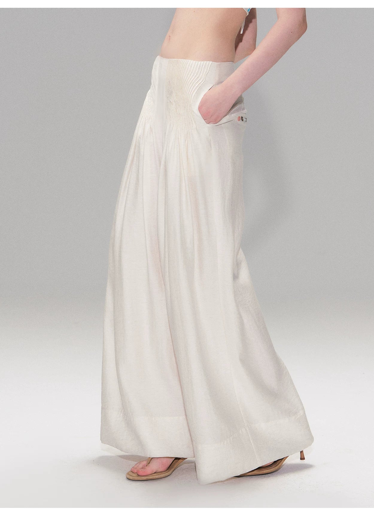 Vintage Pleated Linen-Blend Wide-Leg Trousers
