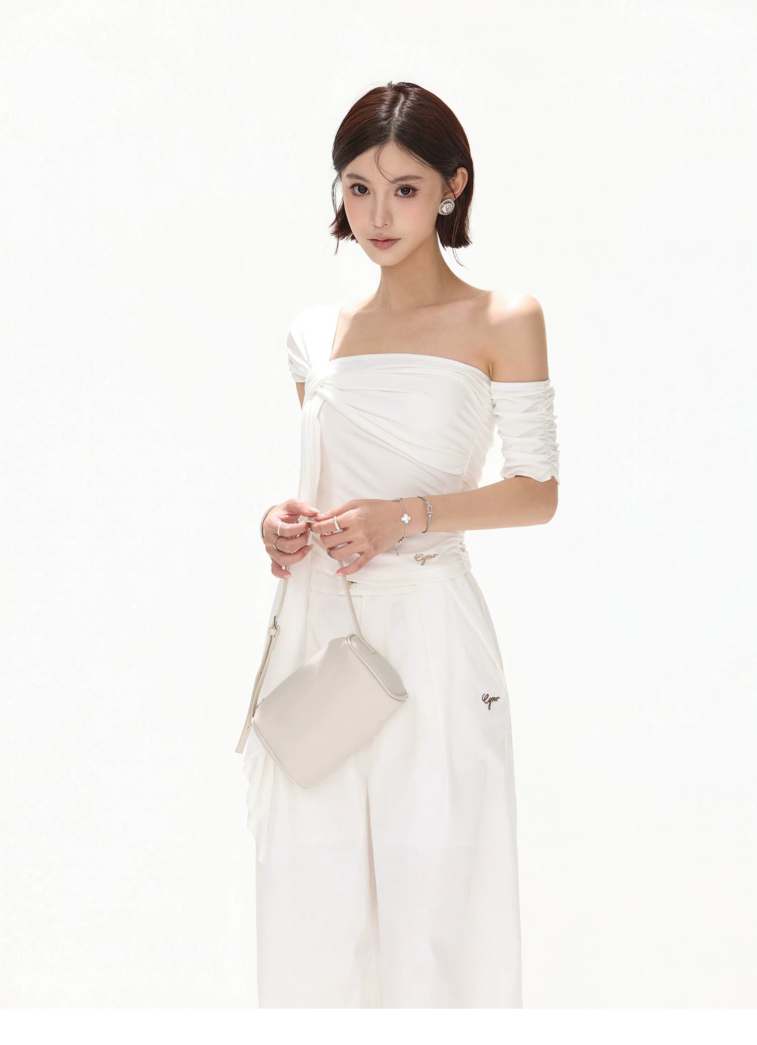 Minimalist Draped One-Shoulder Knit Top