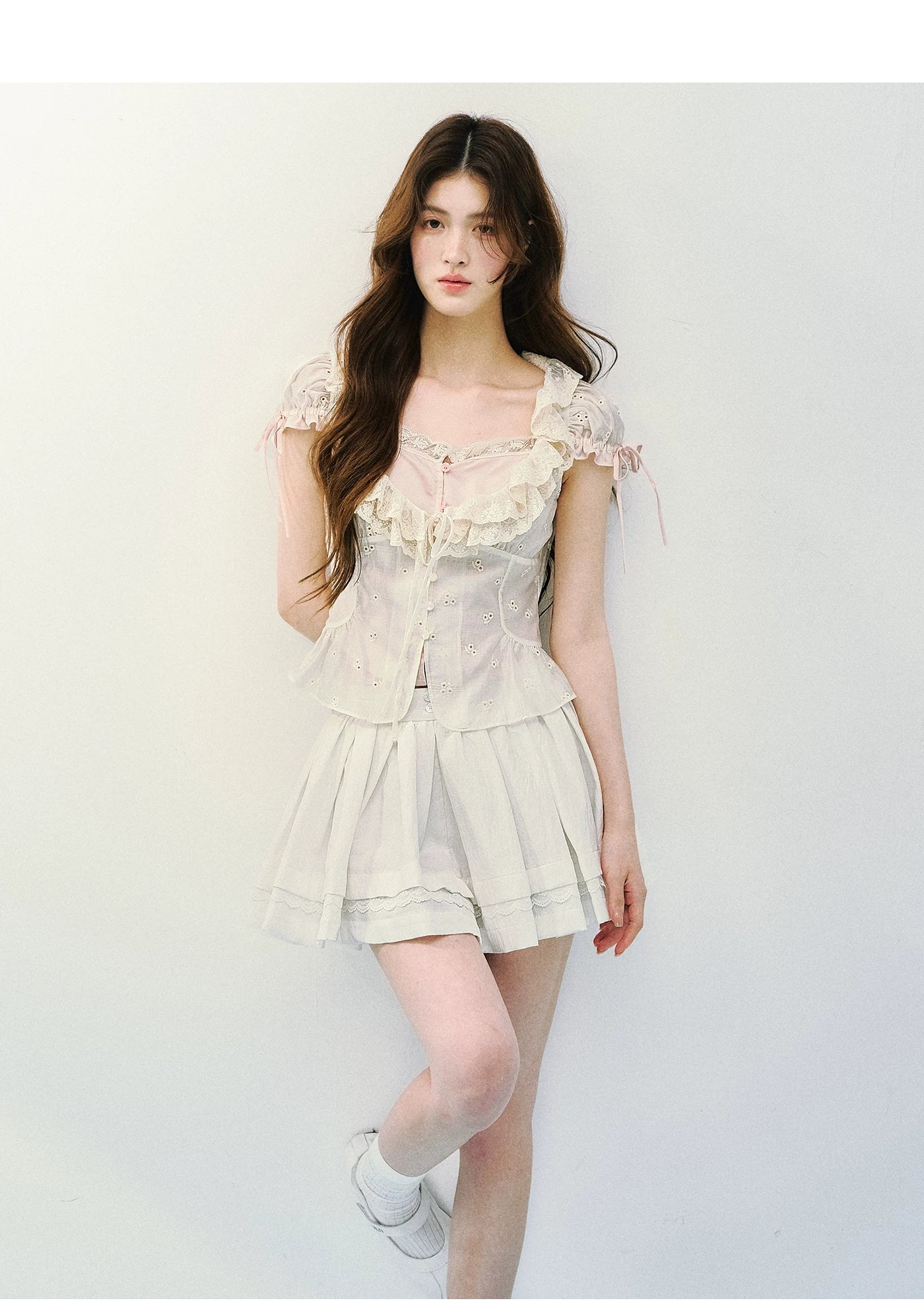 Layered Lace Lyocell Puff Sleeve Blouse