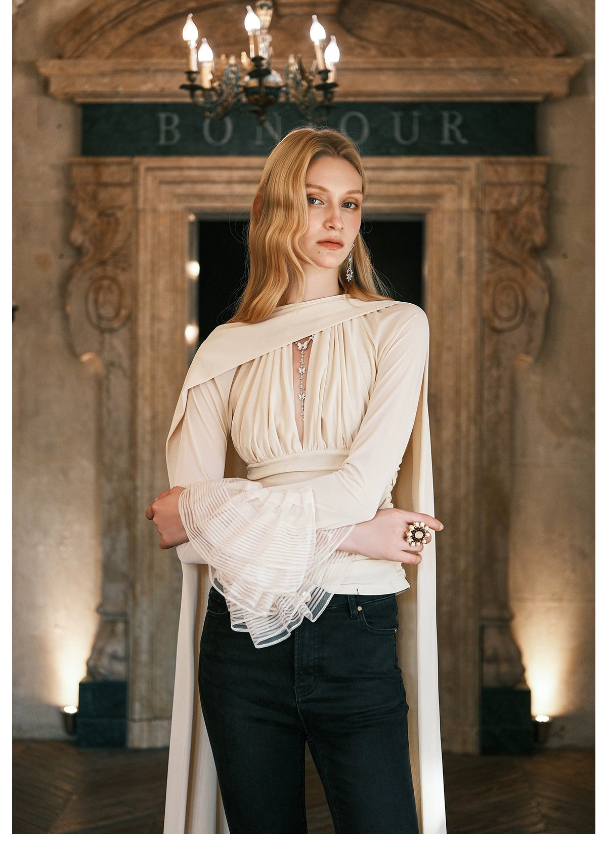 Nina Halter V-Neck Slim Tie Detail Crop Blouse