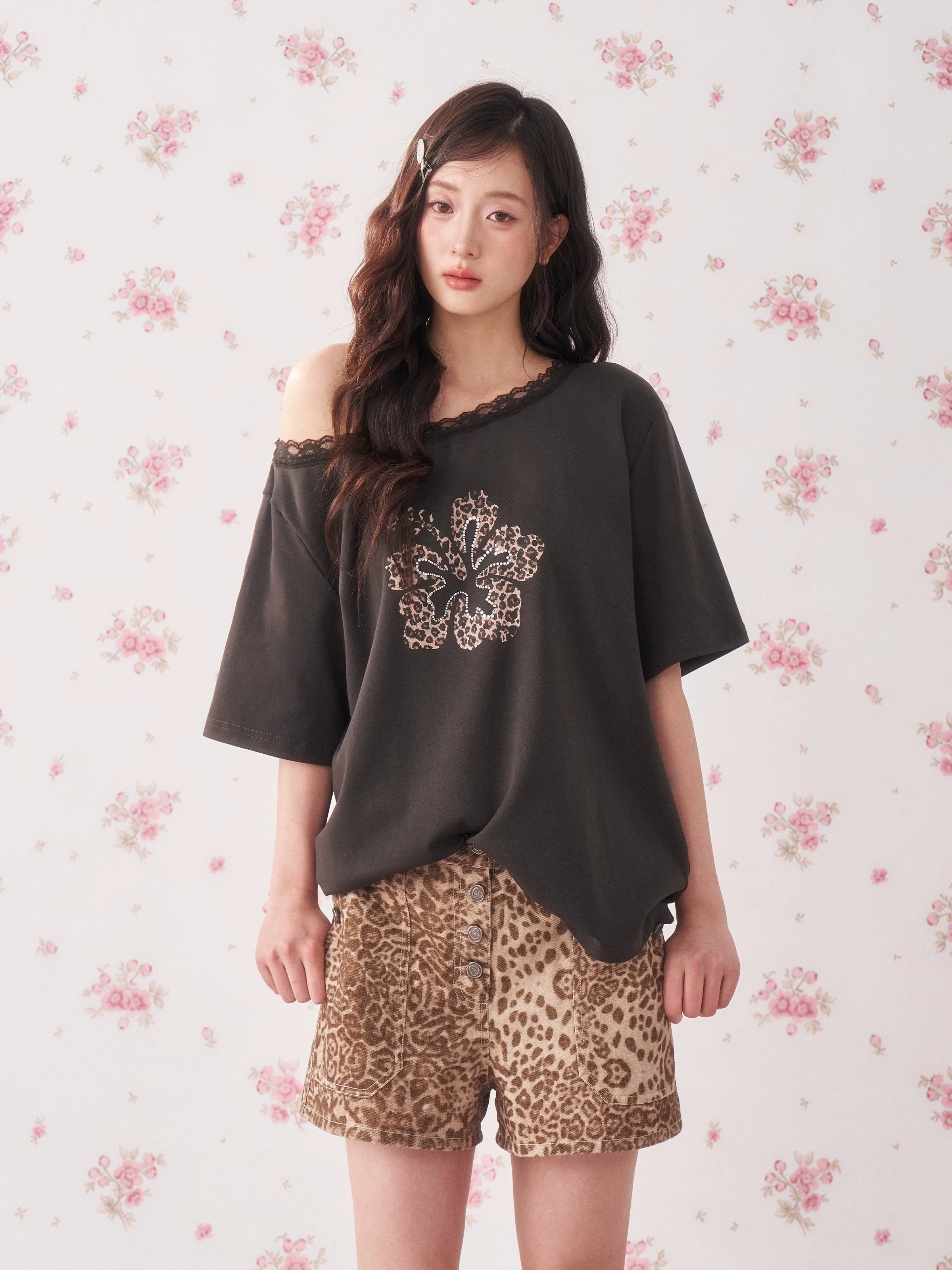 Leopard Rhinestone One-Shoulder T-Shirt