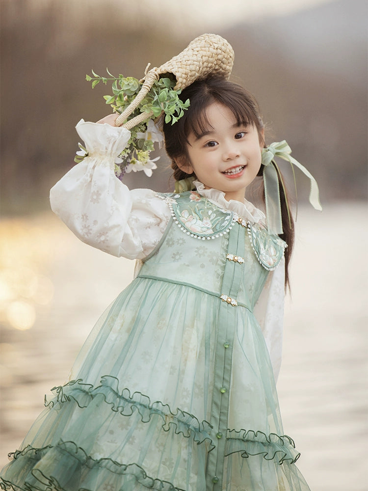 “春日丽丽” Hanfu for Kids