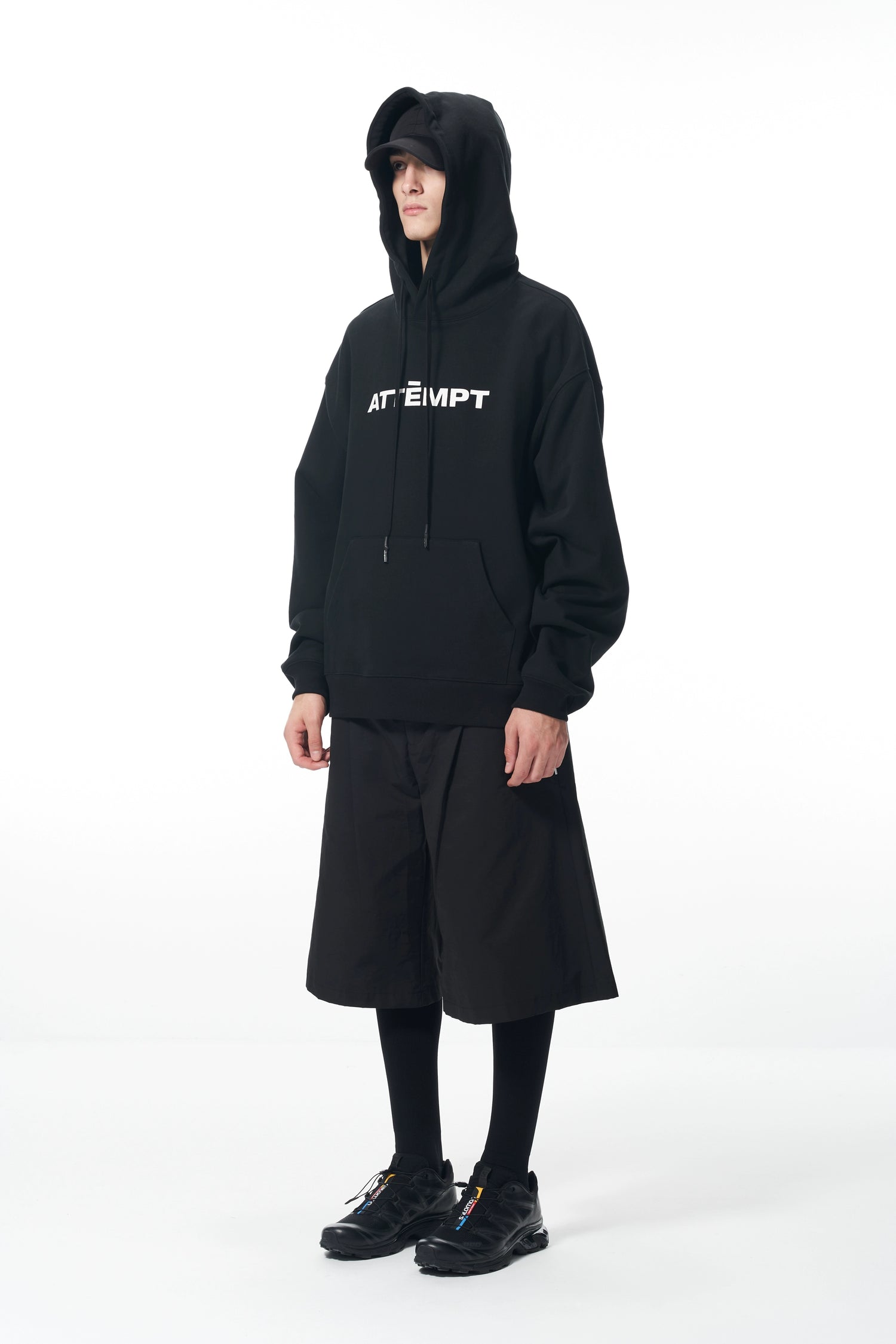 Essential Logo Sweatshirt &amp; Hoodie &amp; Sweatpants Set