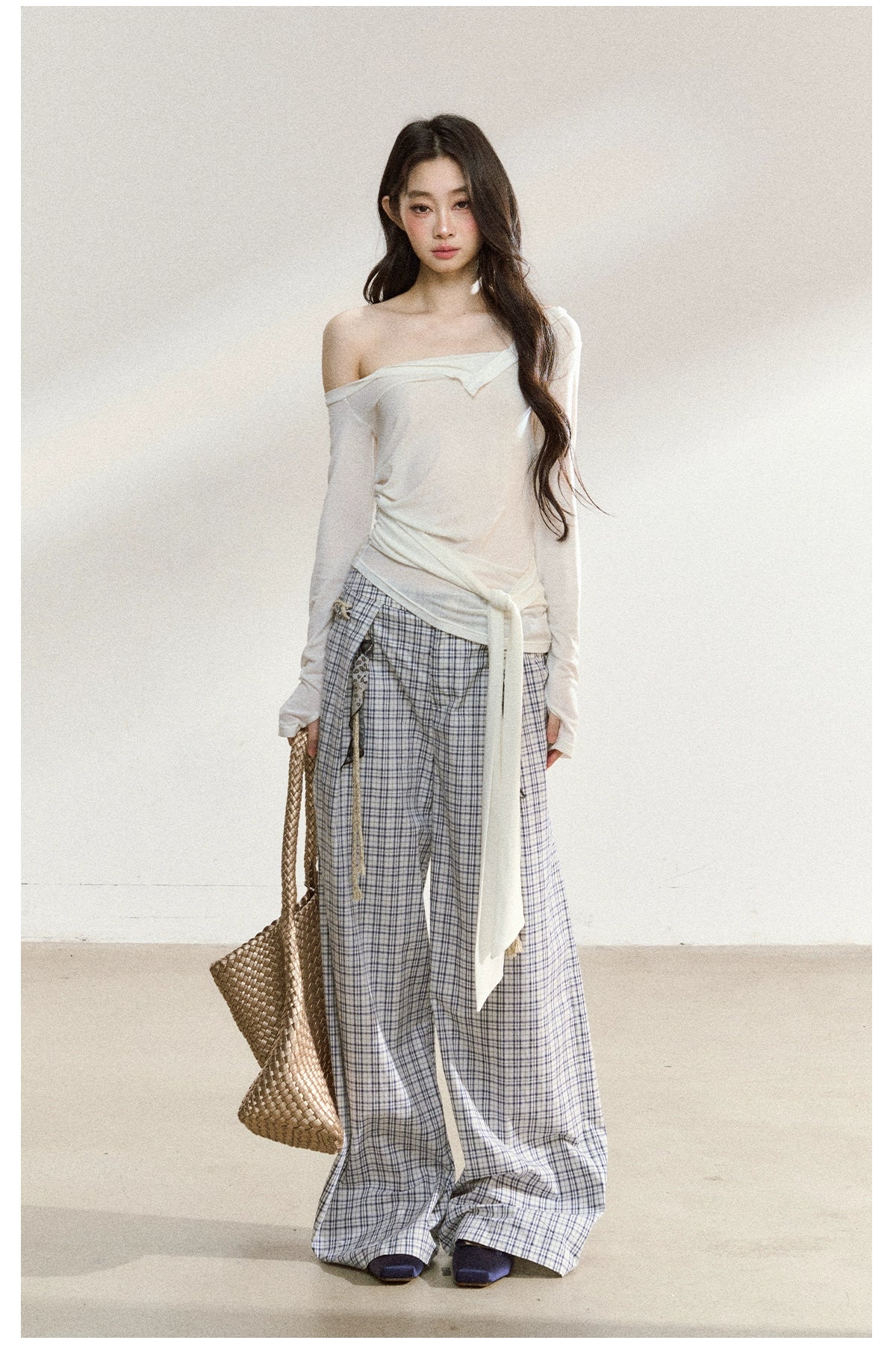 Asymmetric Shoulder Cross-Tie Knit T-Shirt