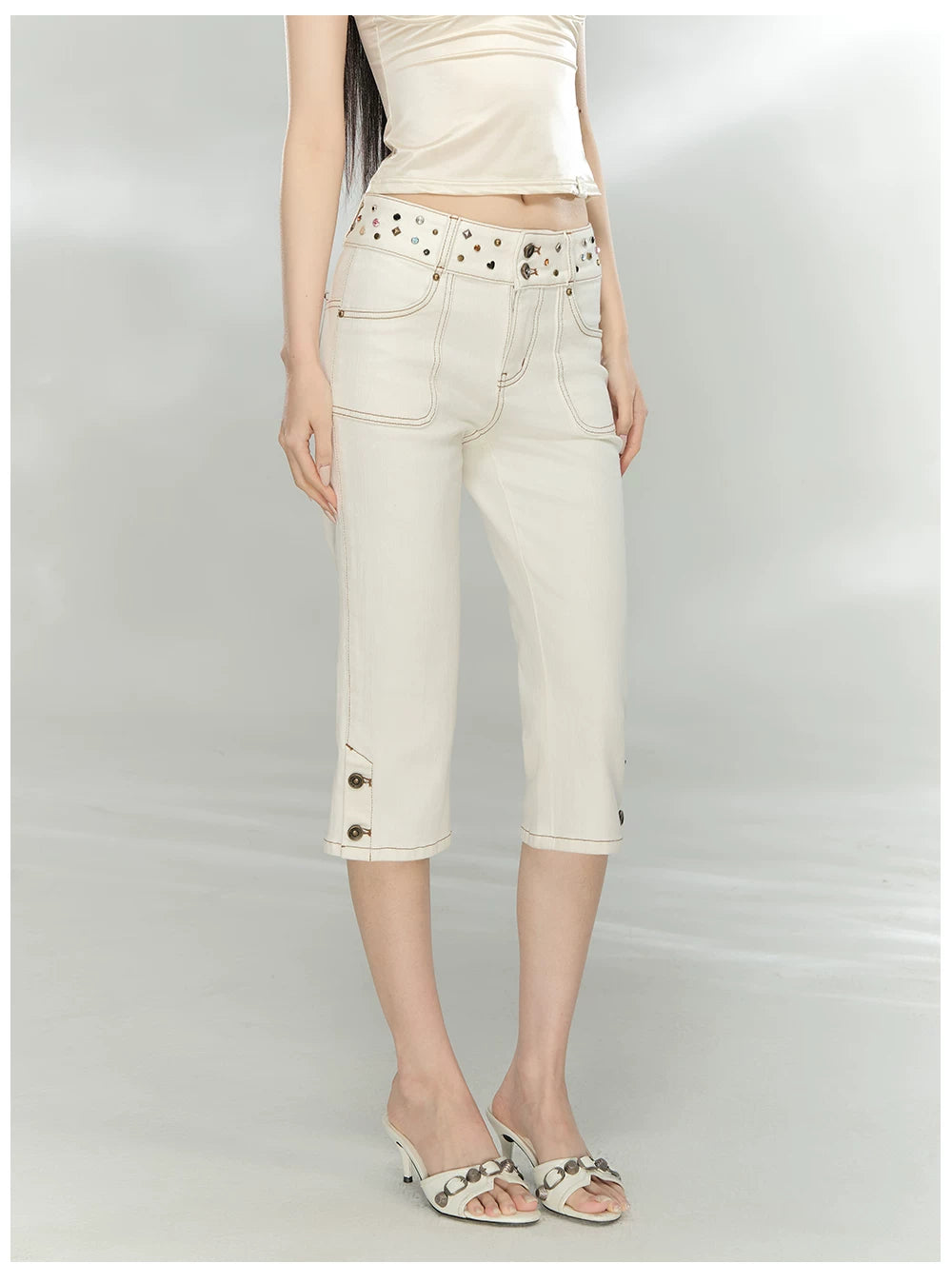 Studded Belt Cropped Denim Pants