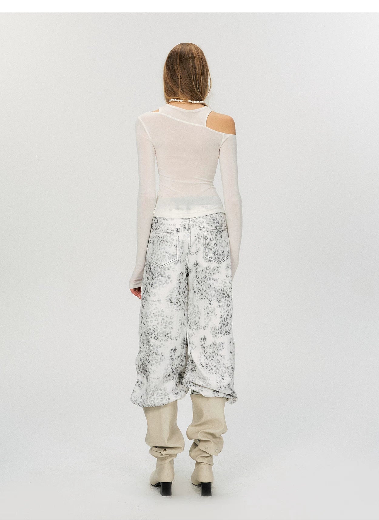 Asymmetric Rhinestone Graphic Cut-Out Slim Fit Top