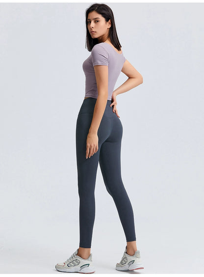 Square-neck Padded Yoga Fitness Top &amp; Seamless Yoga Pants Set