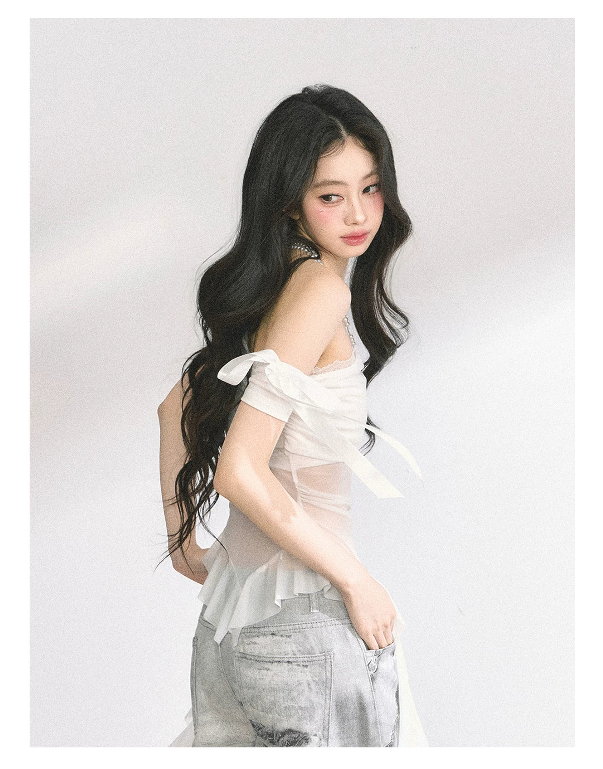 Off-Shoulder Mesh Short-Sleeve T-Shirt