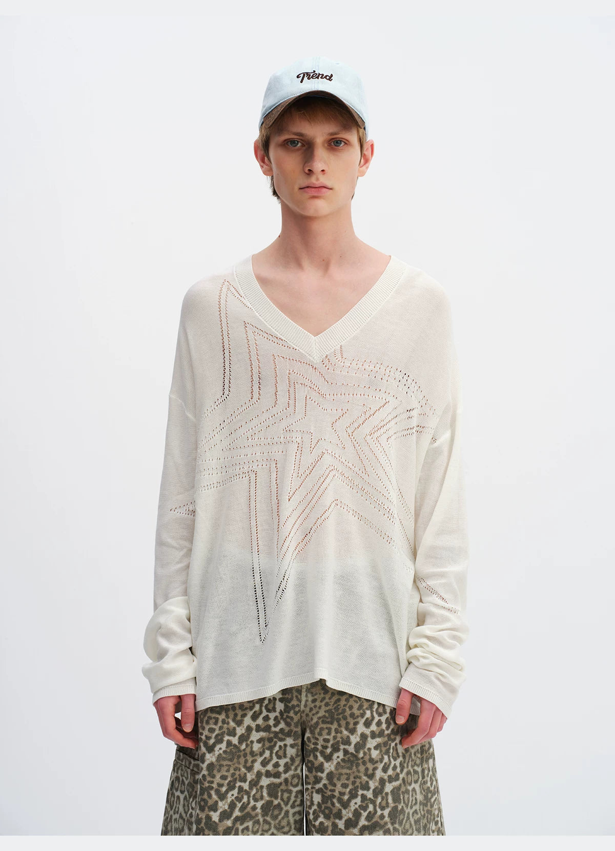 Cotton Hollow Star V-Neck Knit Cardigan