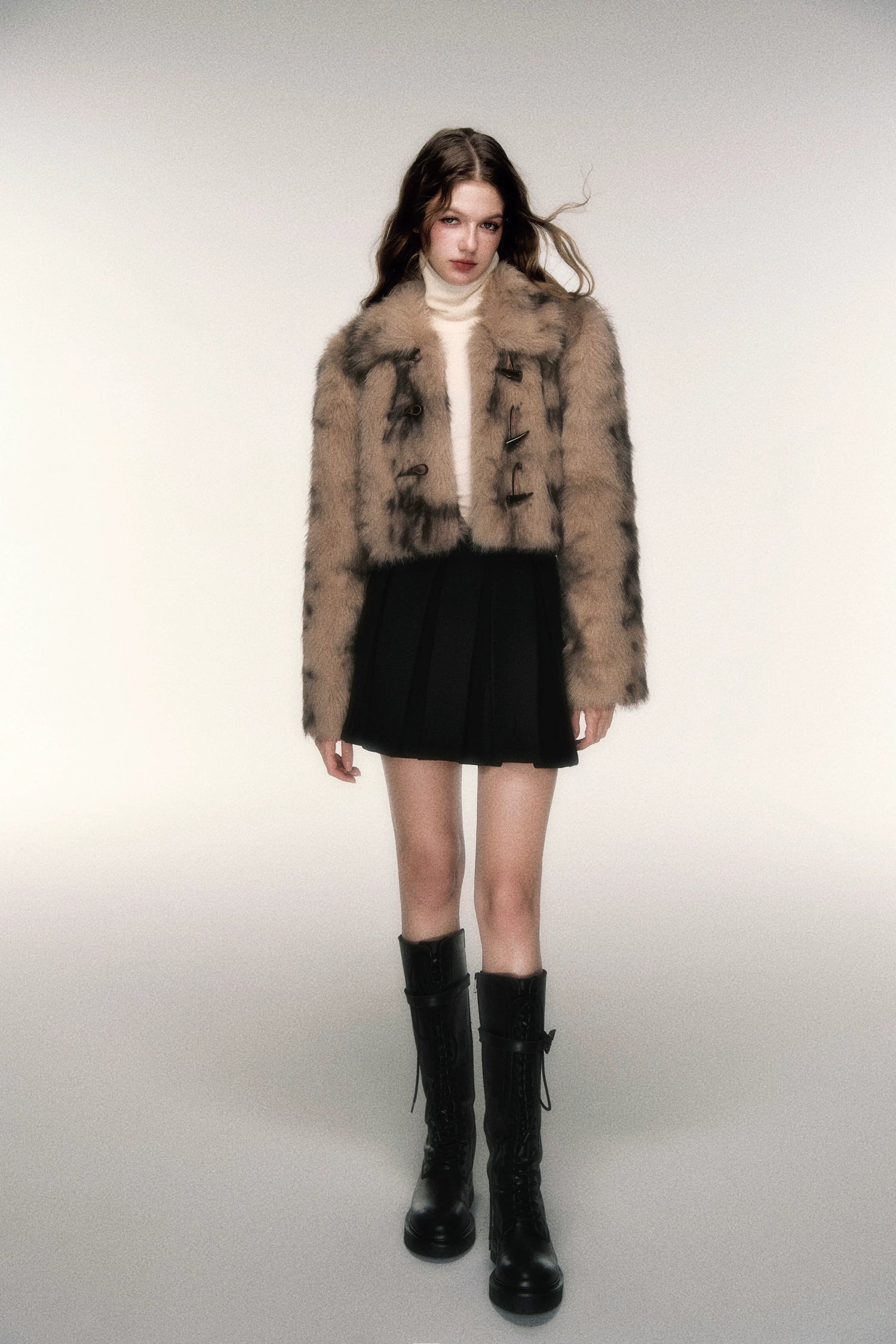 Sweet-Cool Leopard Faux Fur Cropped Jacket