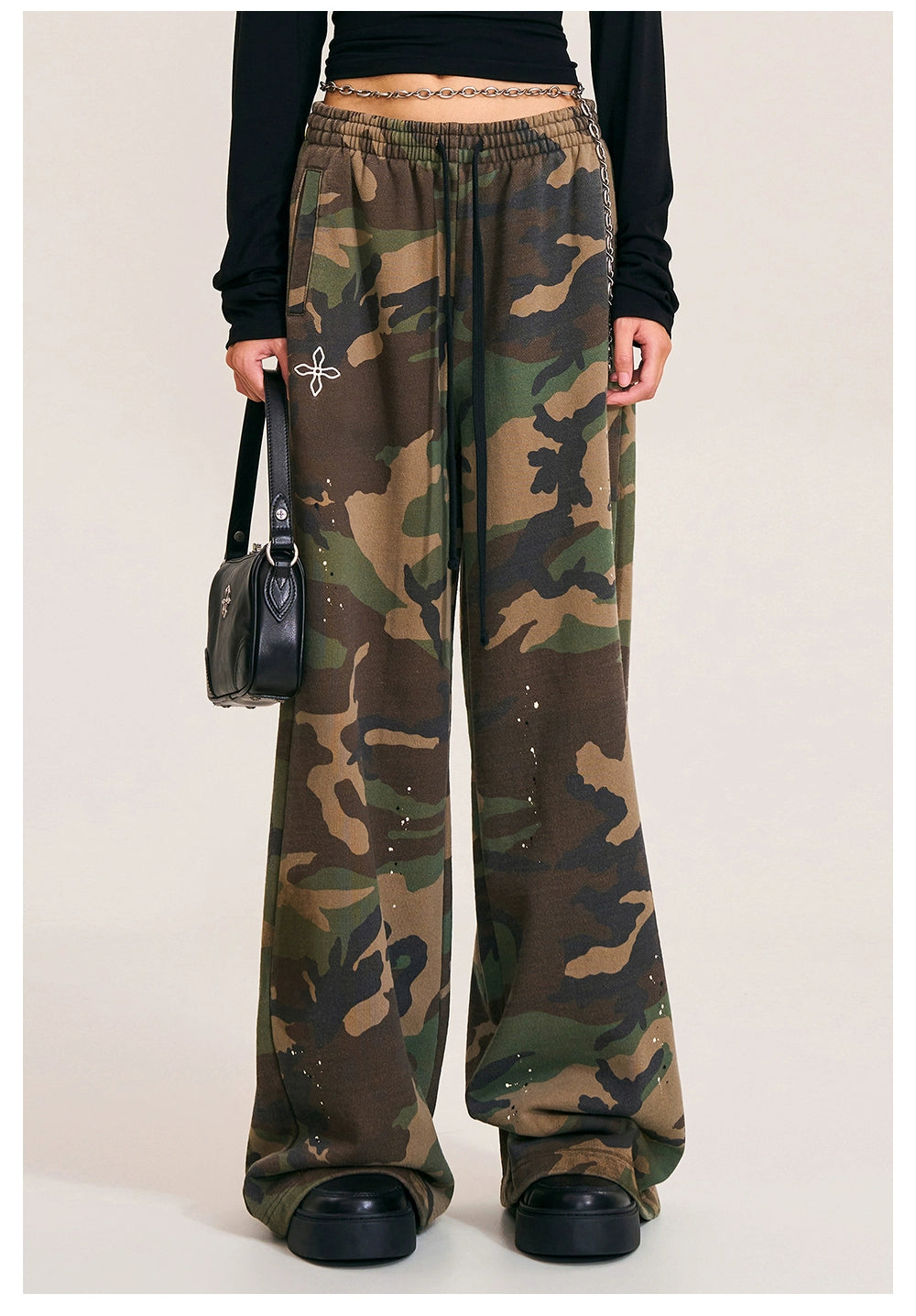 Cross Emblem Tower Wide-Leg Sweatpants
