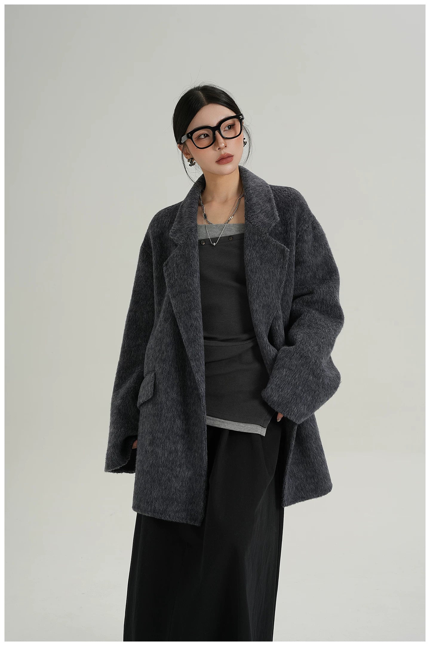 Relaxed-Fit Mid-Length Wool Blazer