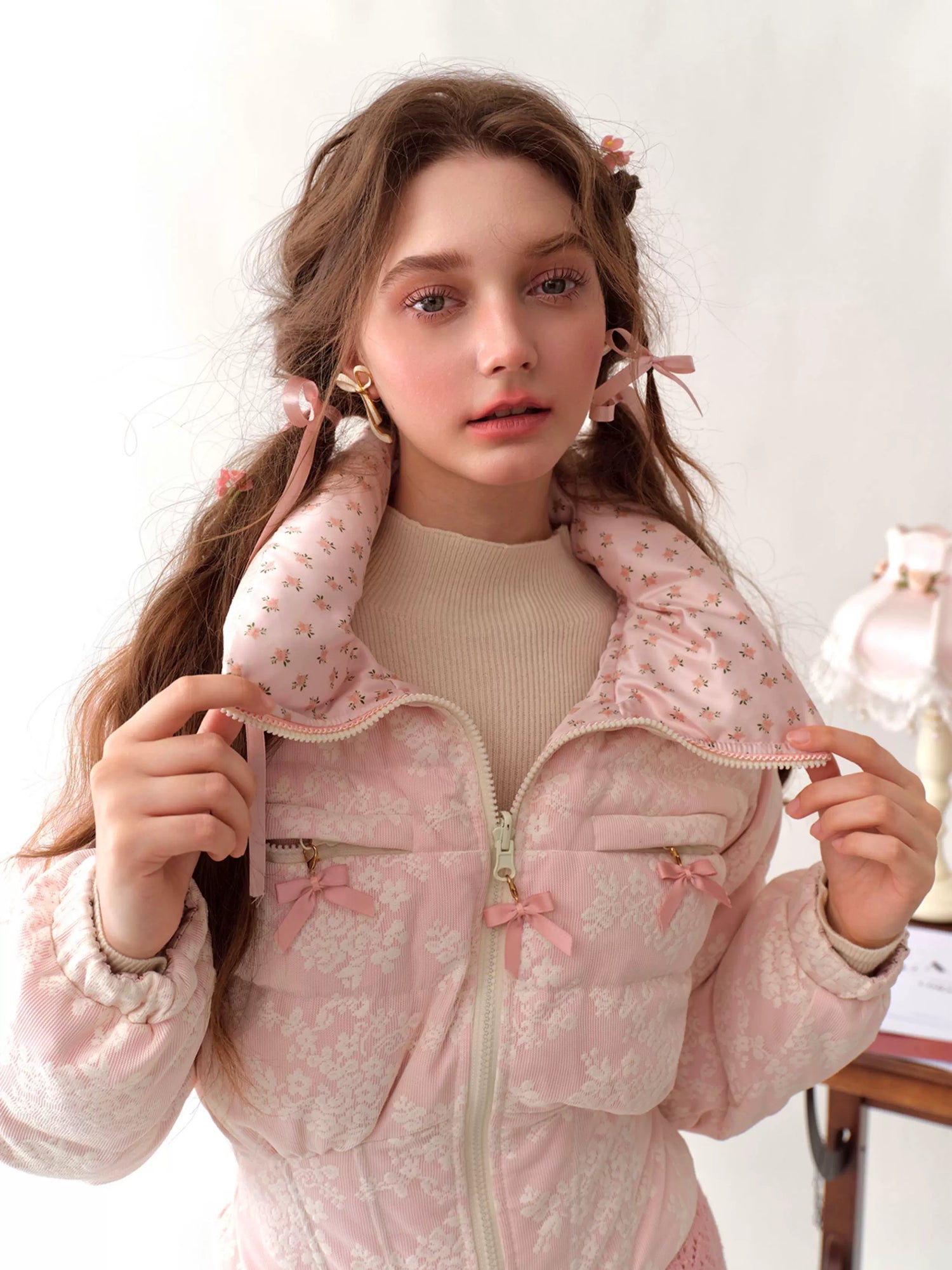 Berry Donut Reversible Cropped Down Jacket