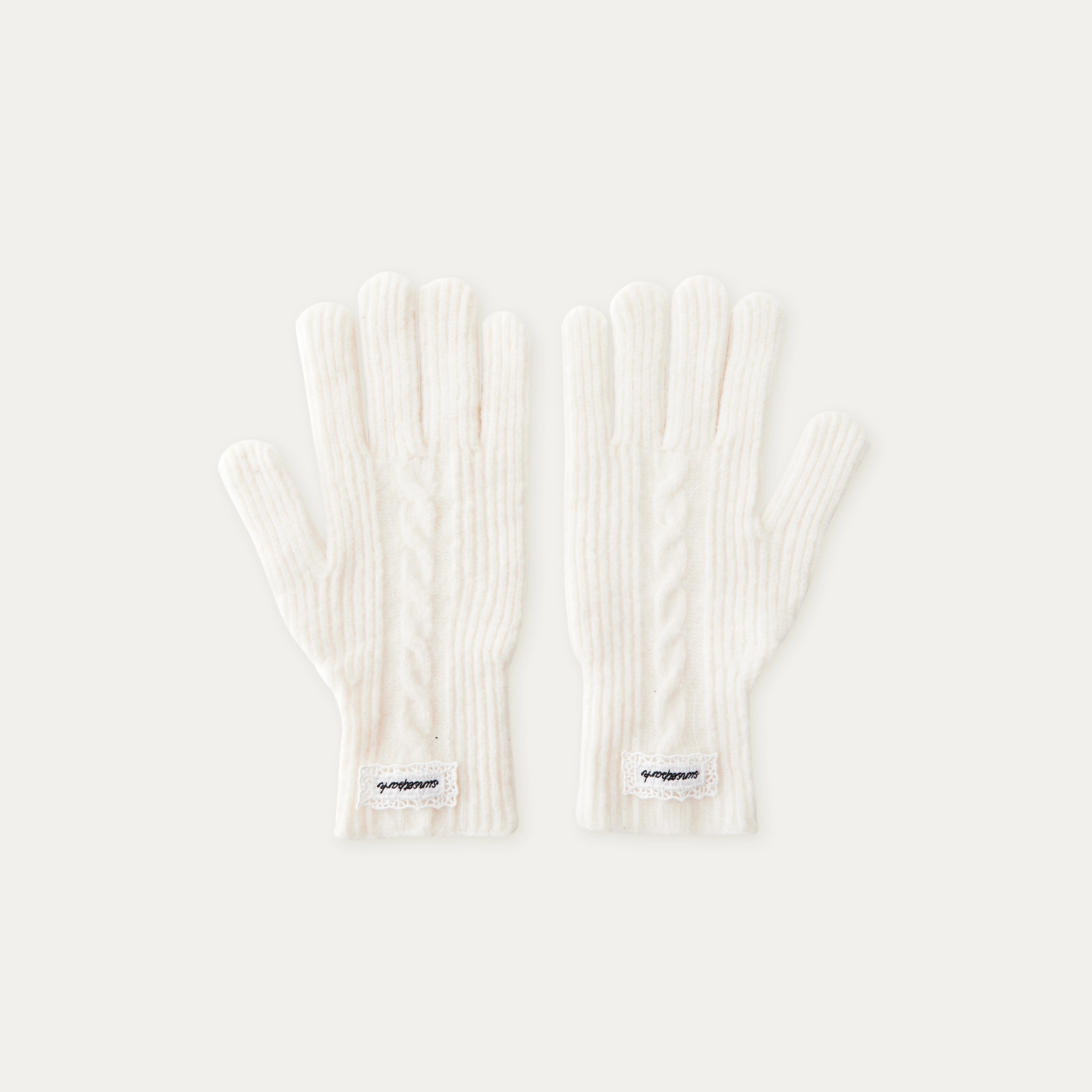 “A Girl’s Prayer” Cream Knit Textured Winter Gloves