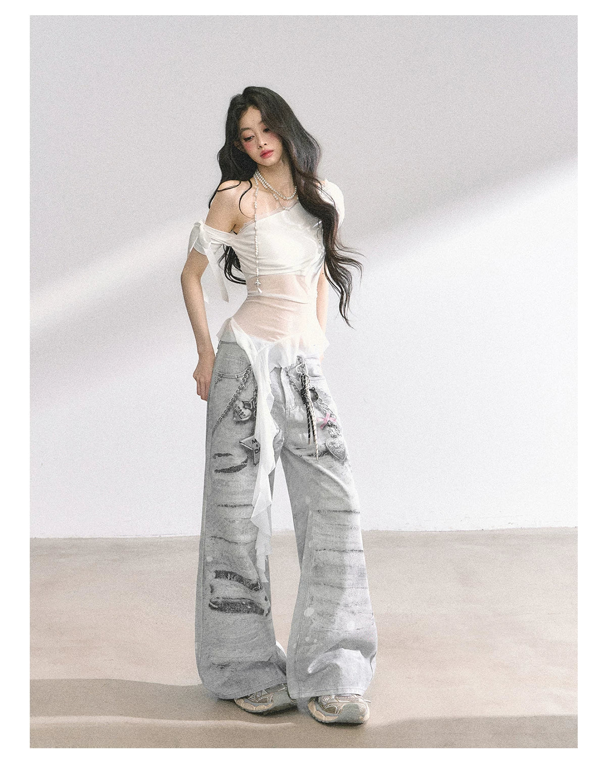 Off-Shoulder Mesh Short-Sleeve T-Shirt