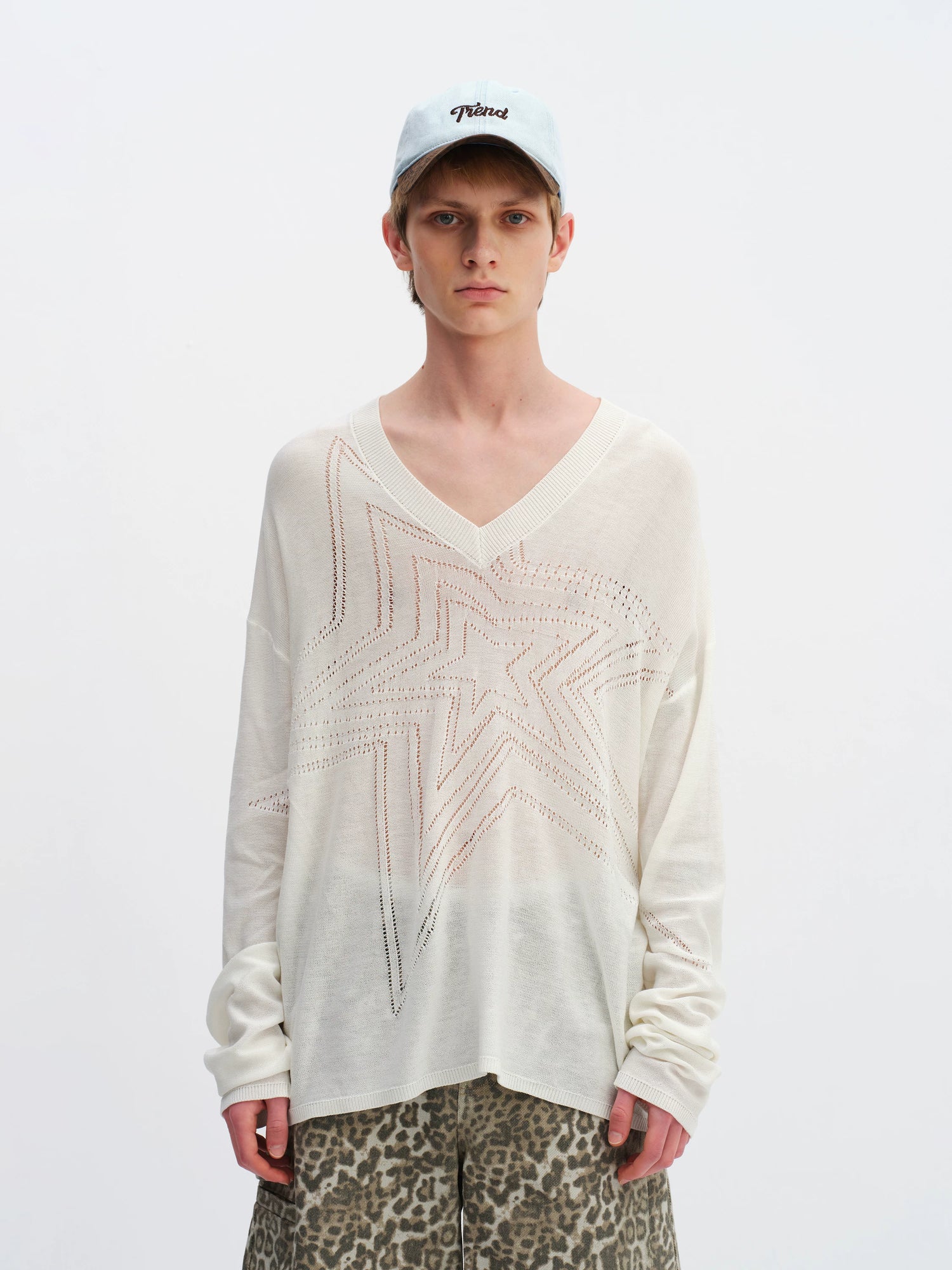 Cotton Hollow Star V-Neck Knit Cardigan