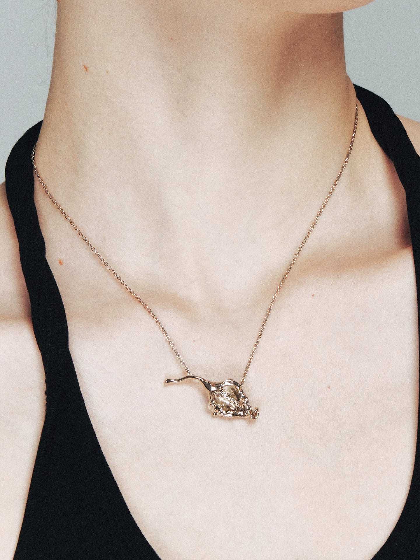 Minimalist Floral Collarbone Chain Necklace