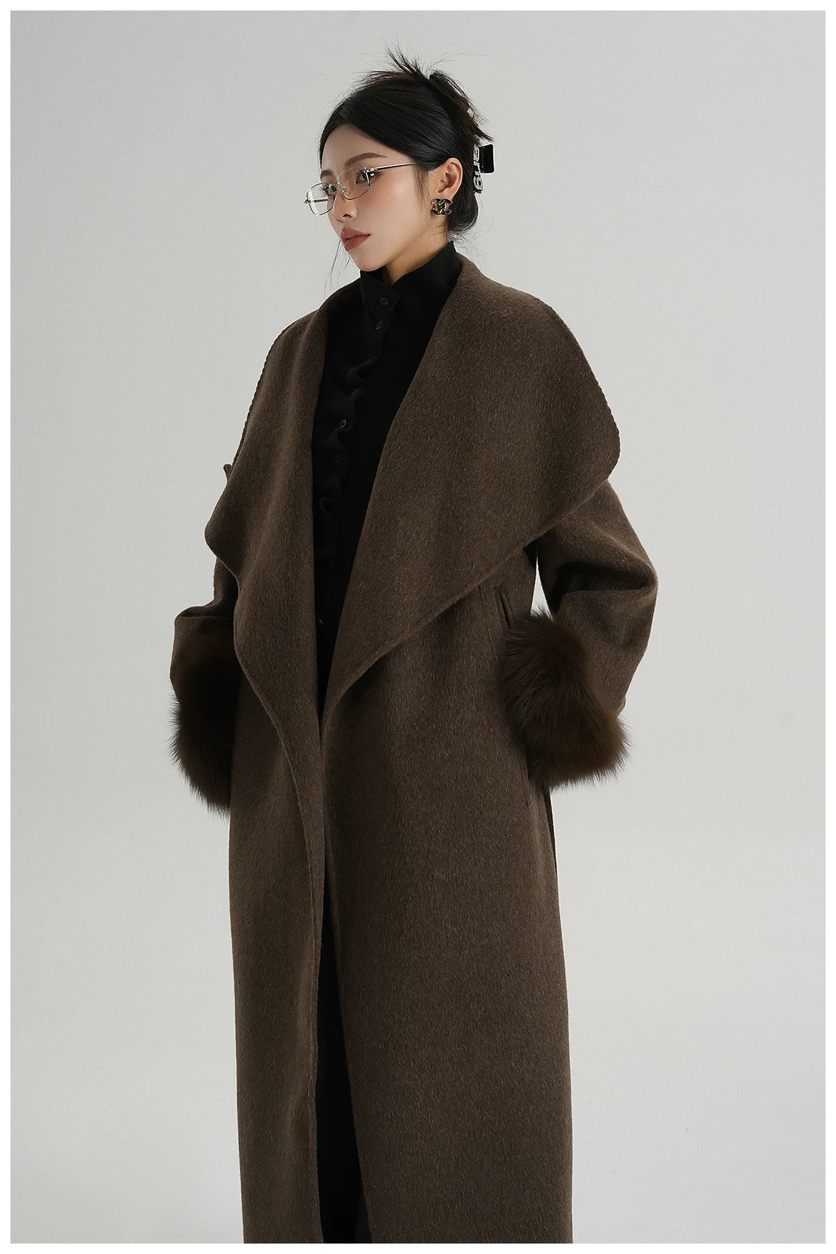 Elegant Fox-Fur Sleeve Long Wool Coat
