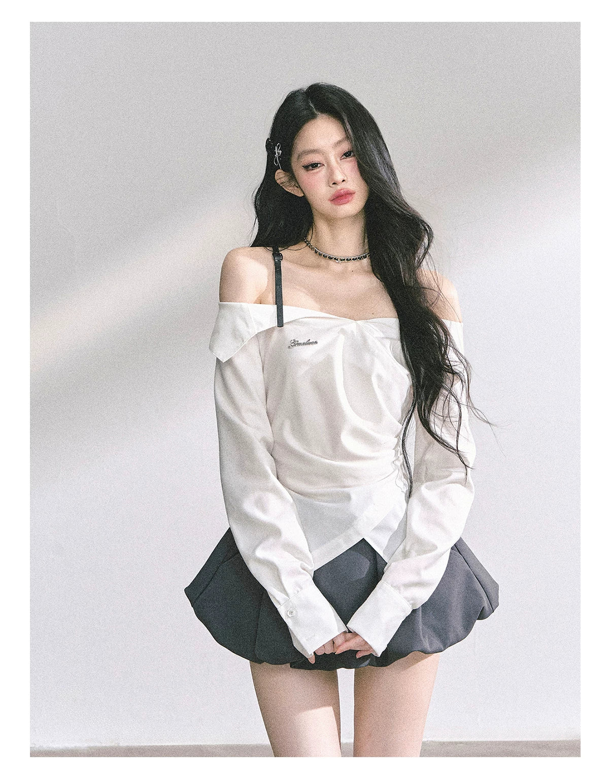 Off-Shoulder Plaid Long-Sleeve Shirt