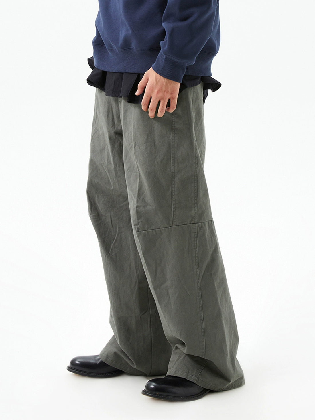 Black &amp; Green Relaxed Straight-Leg Pants