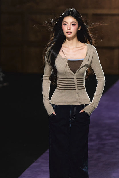 High-Waist Heart Pocket Straight-Leg Jeans