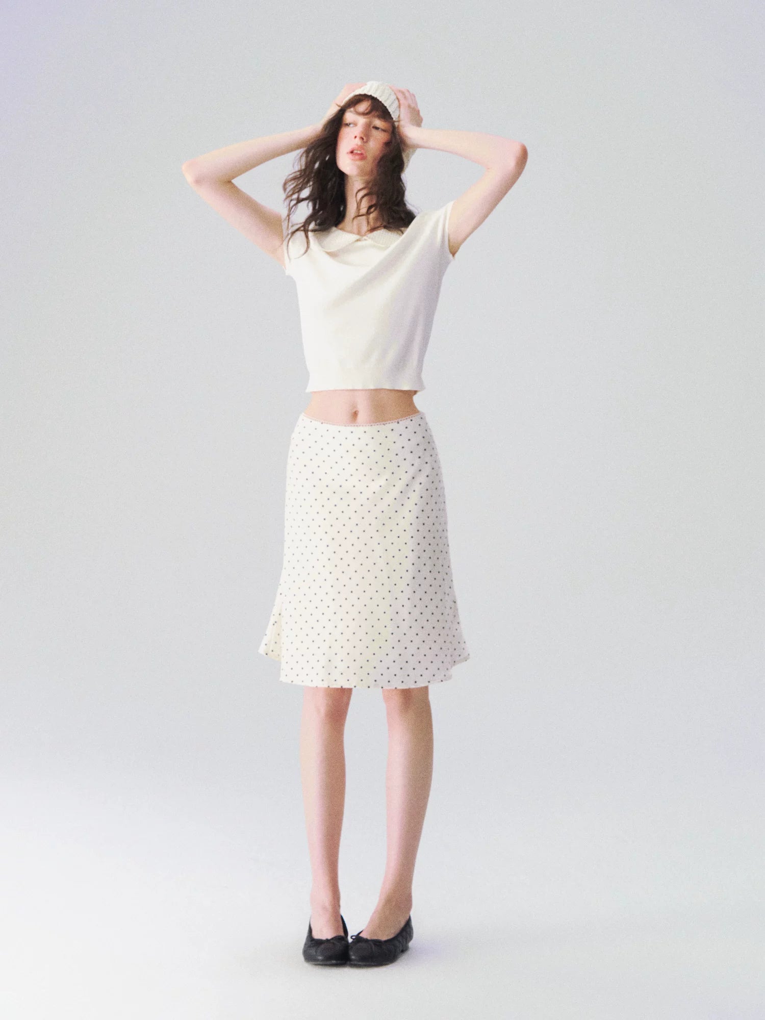 Peter Pan Collar Contrast Knit Short Sleeve Top