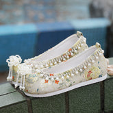 Tang Dynasty-style Ancient Chinese Embroidered Cloth Shoes - CHINASQUAD