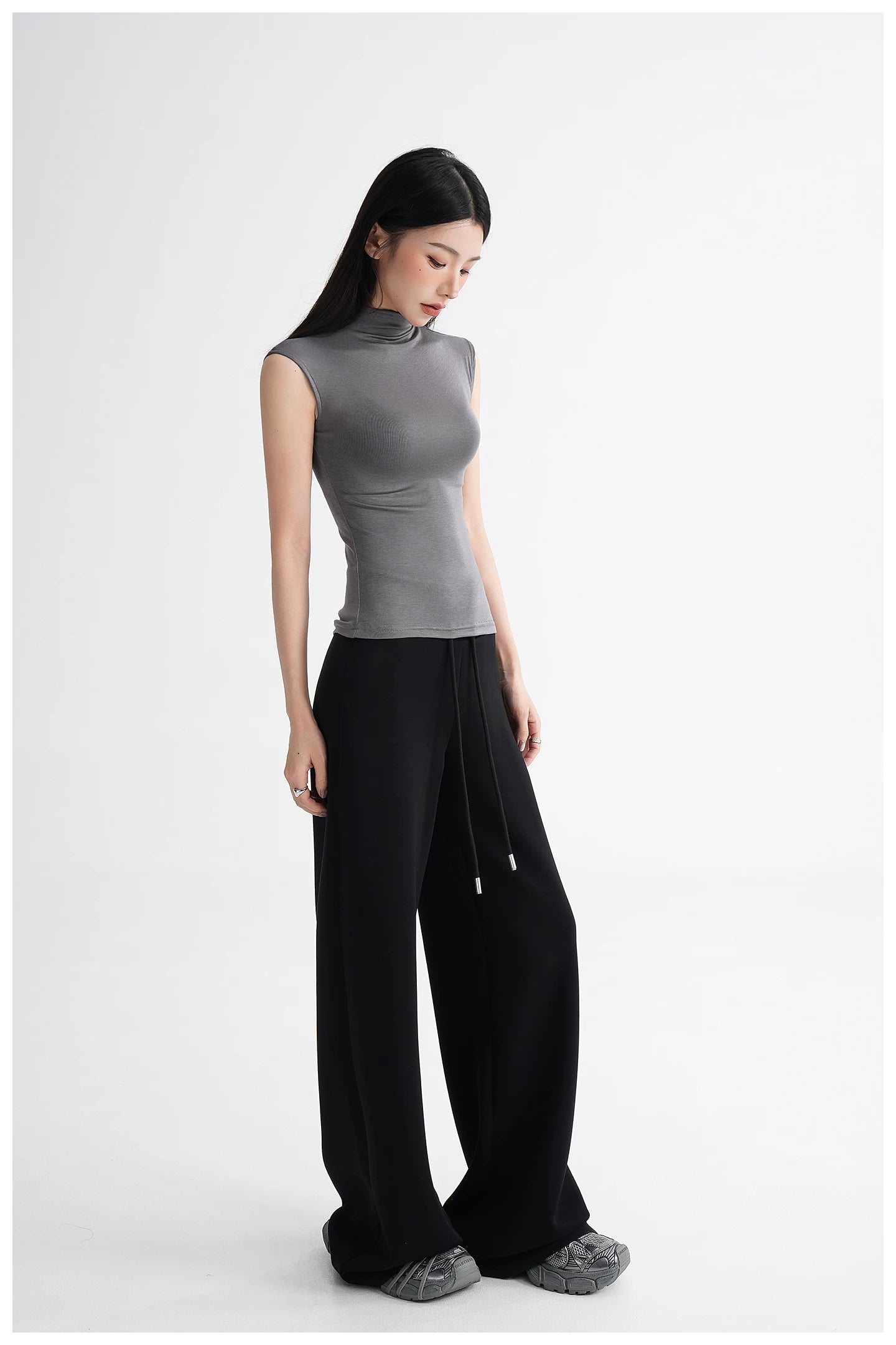 Silk Lyocell High-Neck Sleeveless Fitted T-Shirt