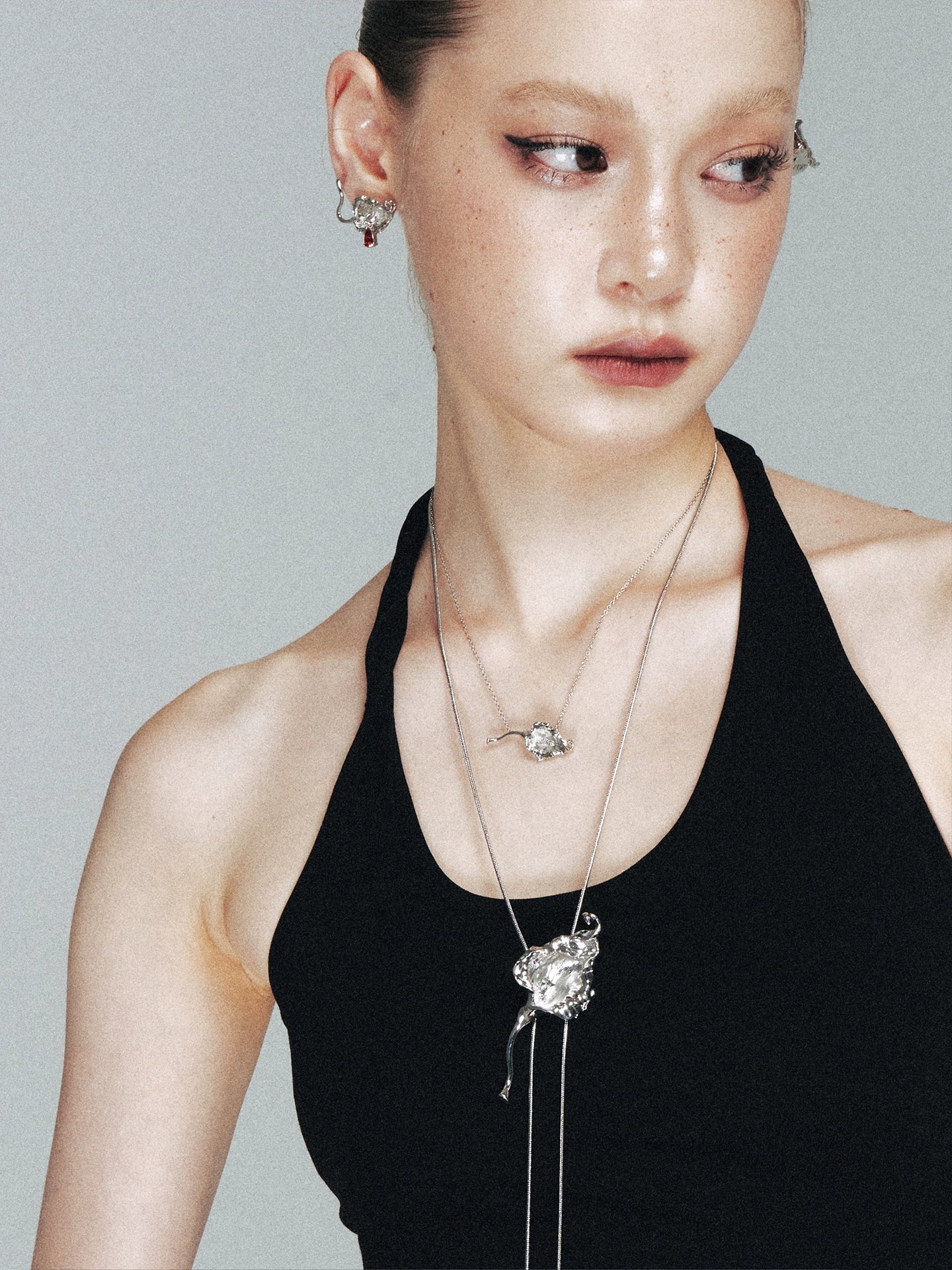 Minimalist Floral Collarbone Chain Necklace