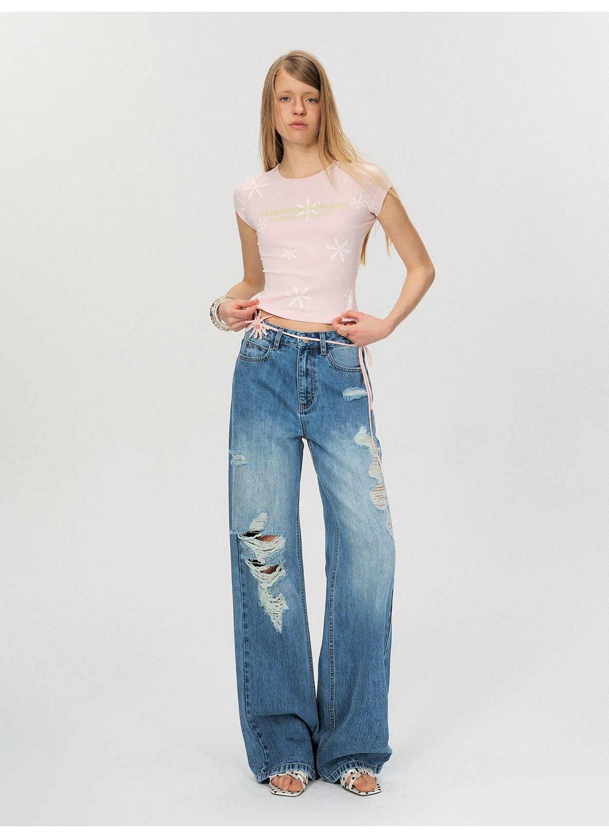 Vintage Contrast Floral Slim-Fit Cropped T-Shirt