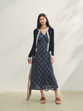V-Neck Lace Spliced Halter Dress - CHINASQUAD
