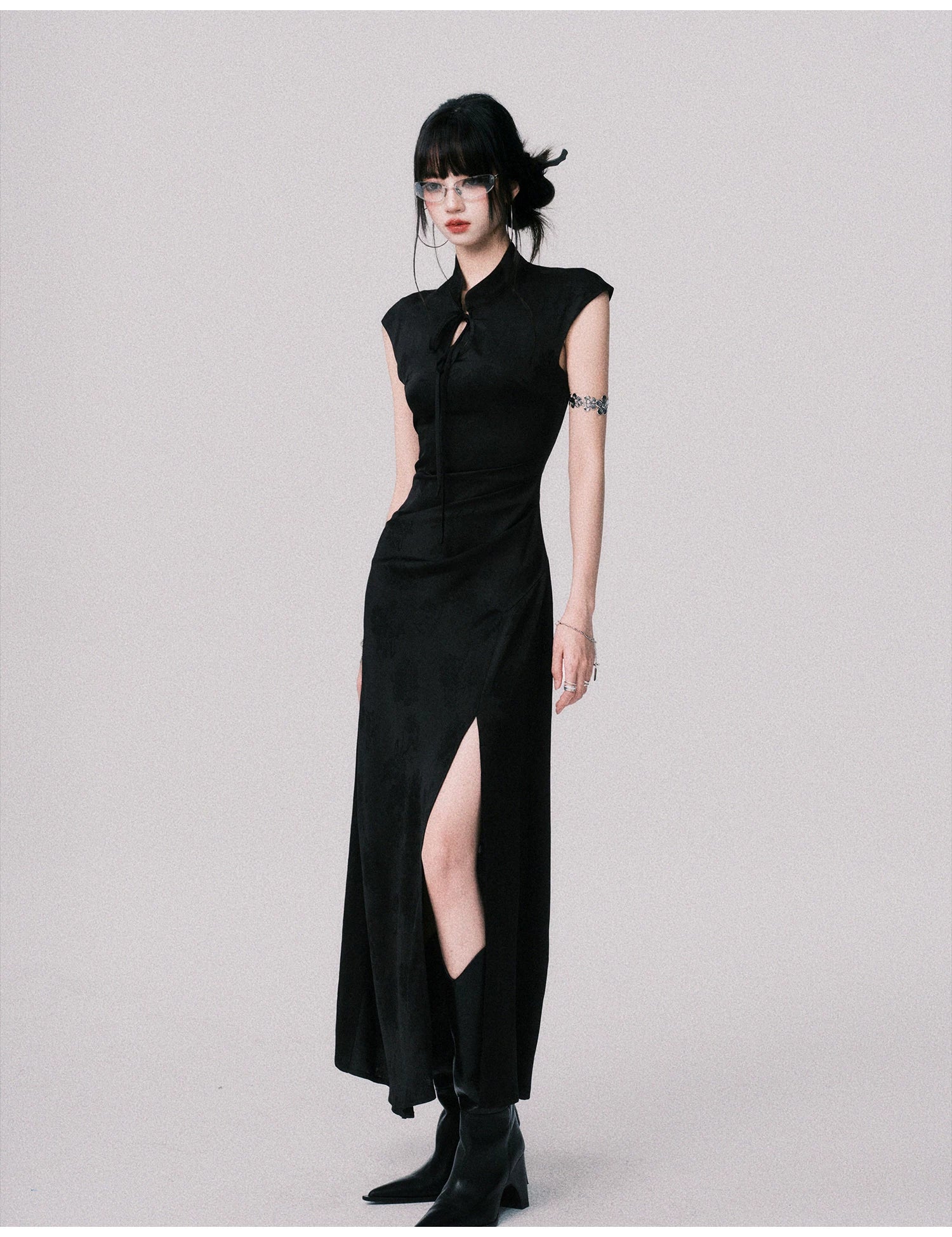 Chinese-Style Slim-Fit Cheongsam Maxi Dress