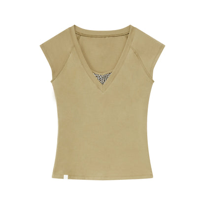 Contrast Leopard Insert V-Neck Cap Sleeve T-Shirt