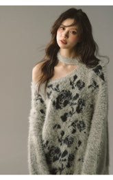 Choker Neck Faux Fur Distressed Sweater - CHINASQUAD