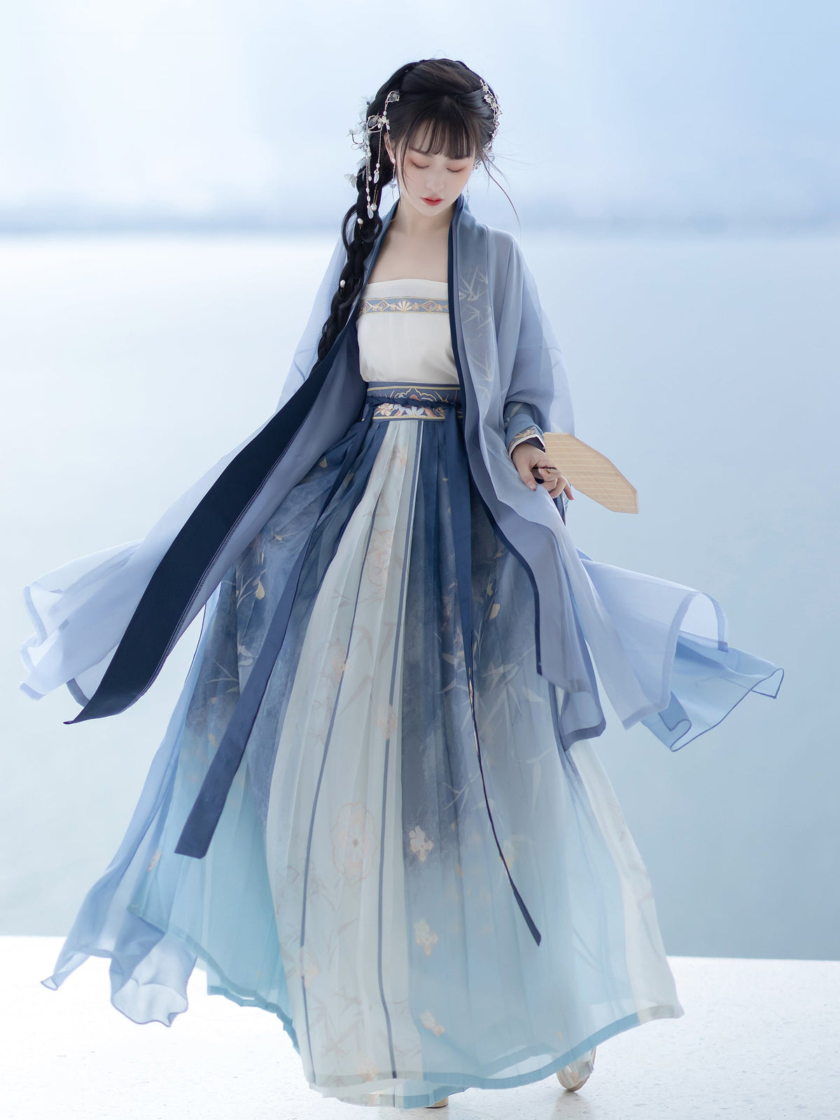 (Final Sale) "竹影“ ”Song Dynasty-style Hanfu Set