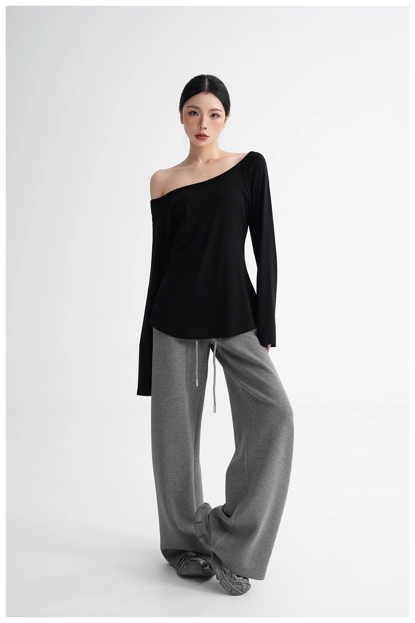 High-Waisted Knit Wide-Leg Trousers