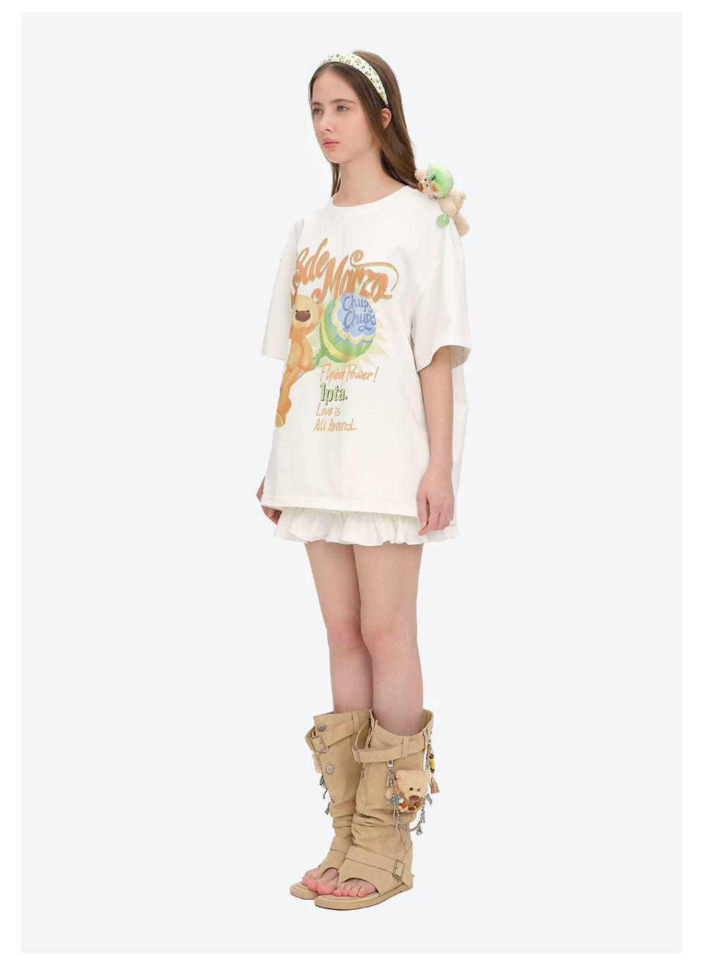 Bear Graphic Lollipop Oversized T-shirt