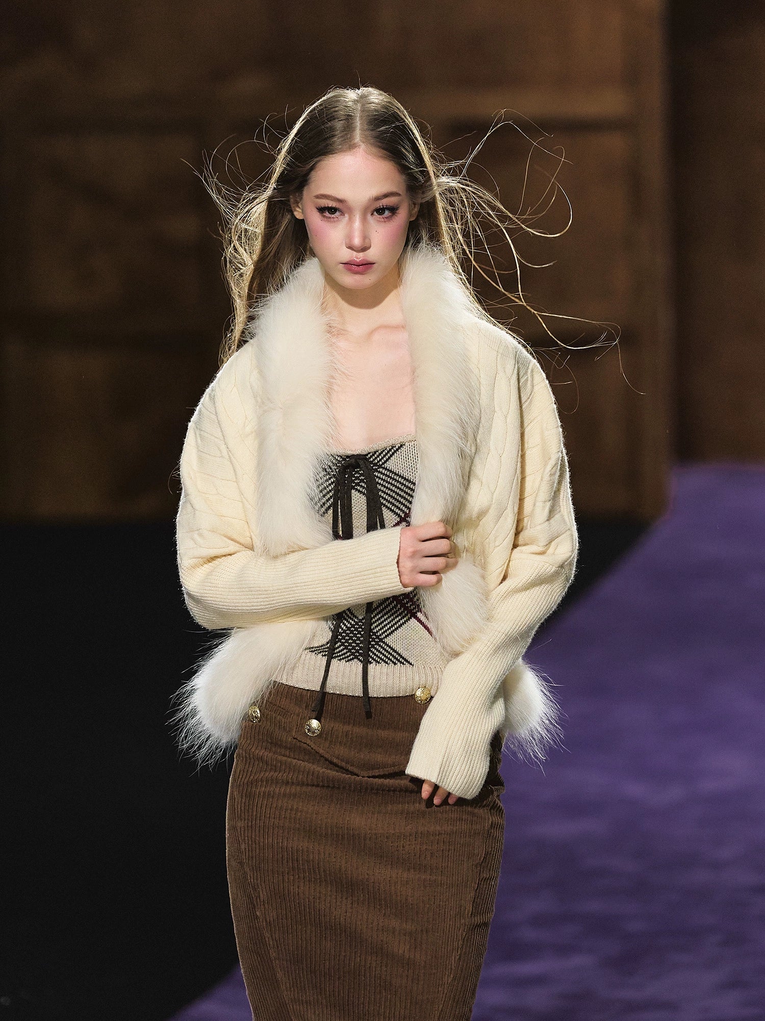 Long-Haired Collar Knit Cardigan