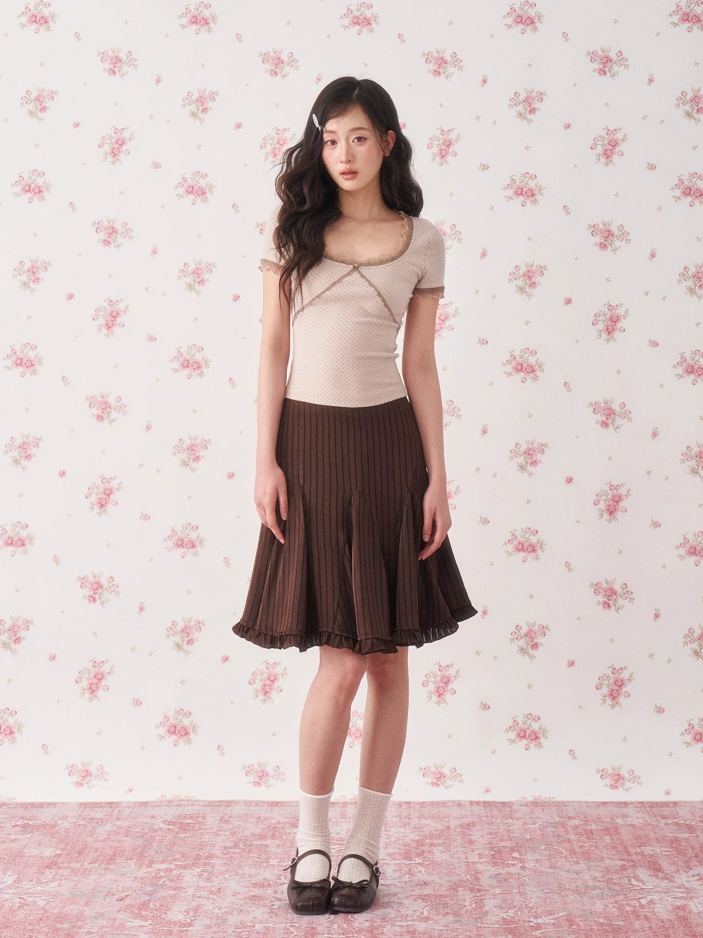 Vintage Lace Square-Neck Fitted T-Shirt