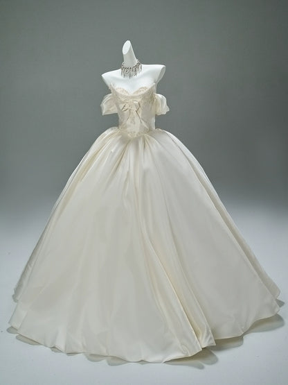 Elegant Ivory Couture Gown