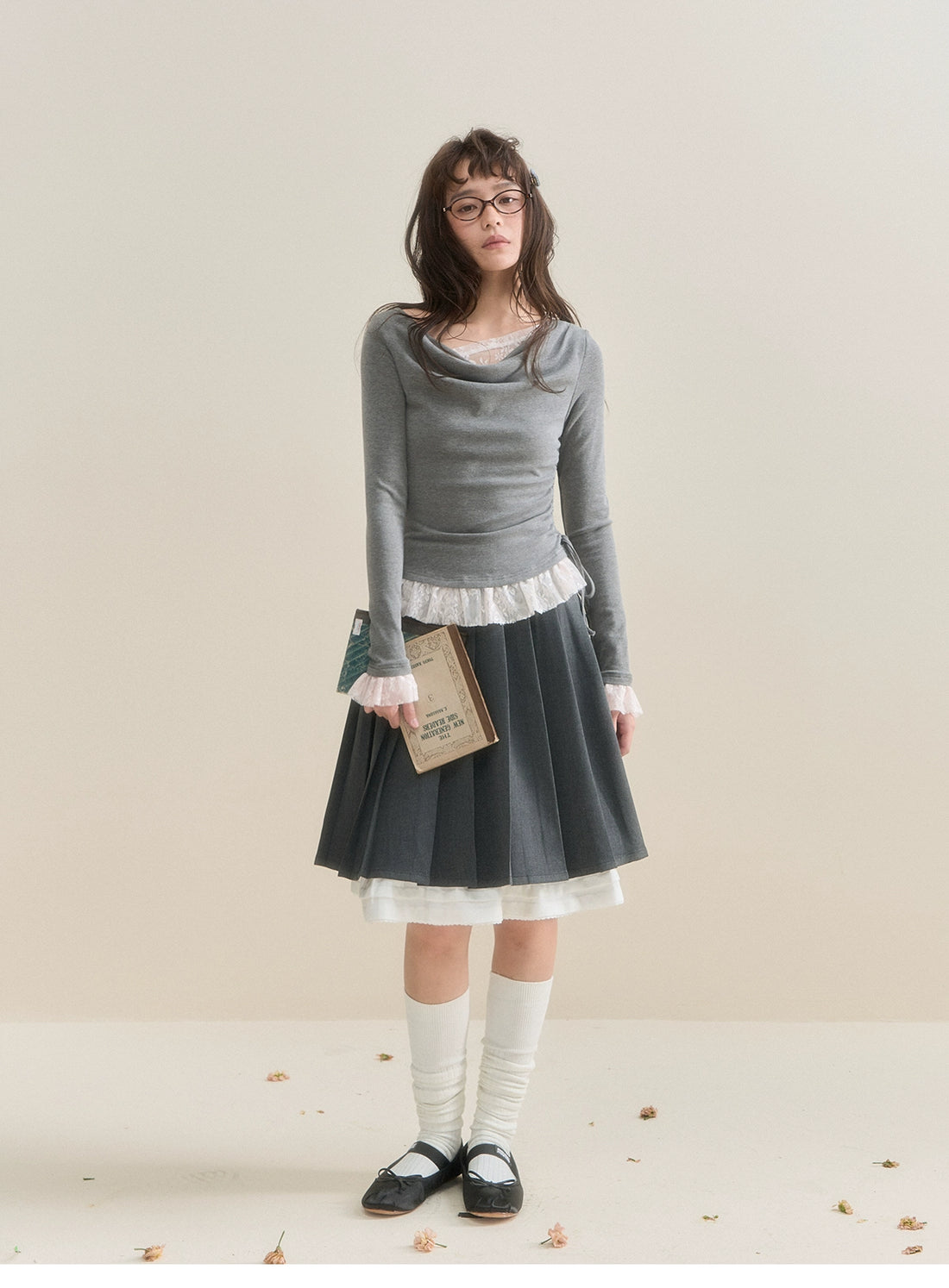 Lace Faux Two-Piece Long Sleeve T-shirt