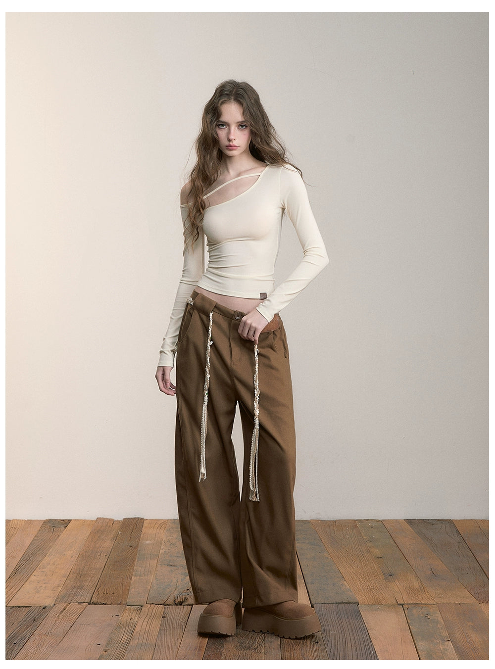 Relaxed-Fit Curved Blade Pants